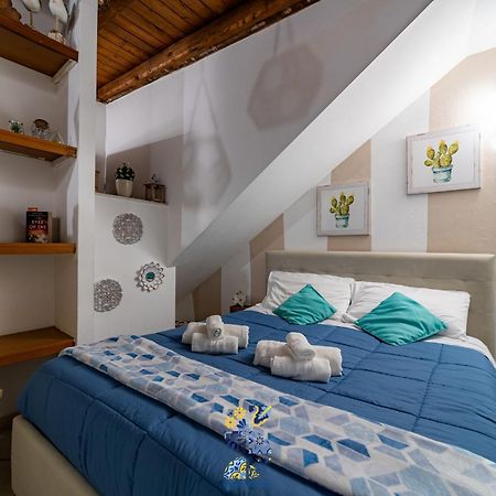 La Rocca Apartment Of Ballaro Палермо Екстериор снимка