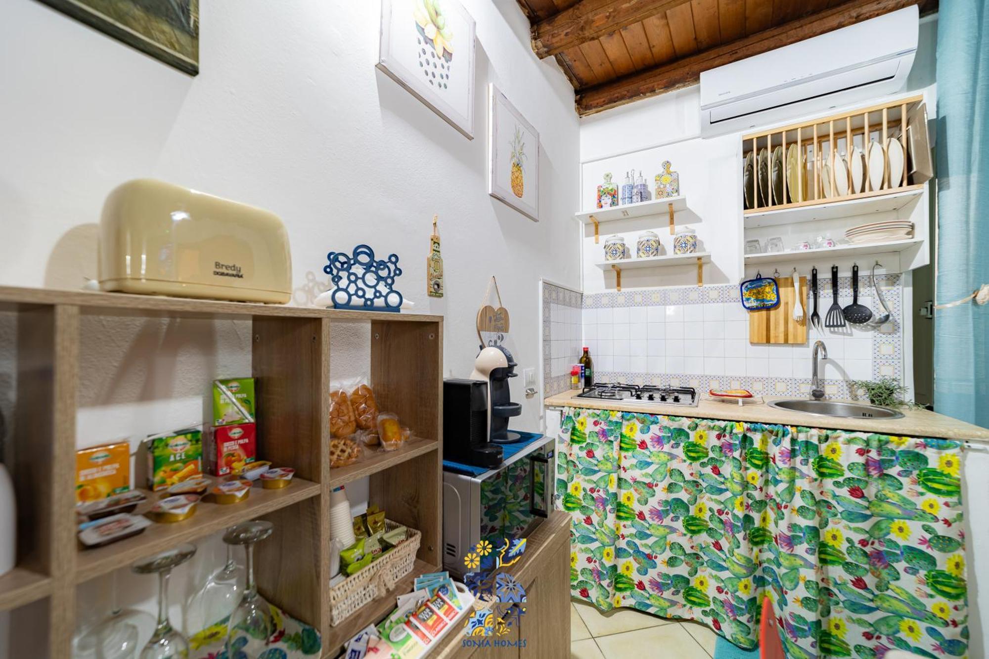 La Rocca Apartment Of Ballaro Палермо Екстериор снимка